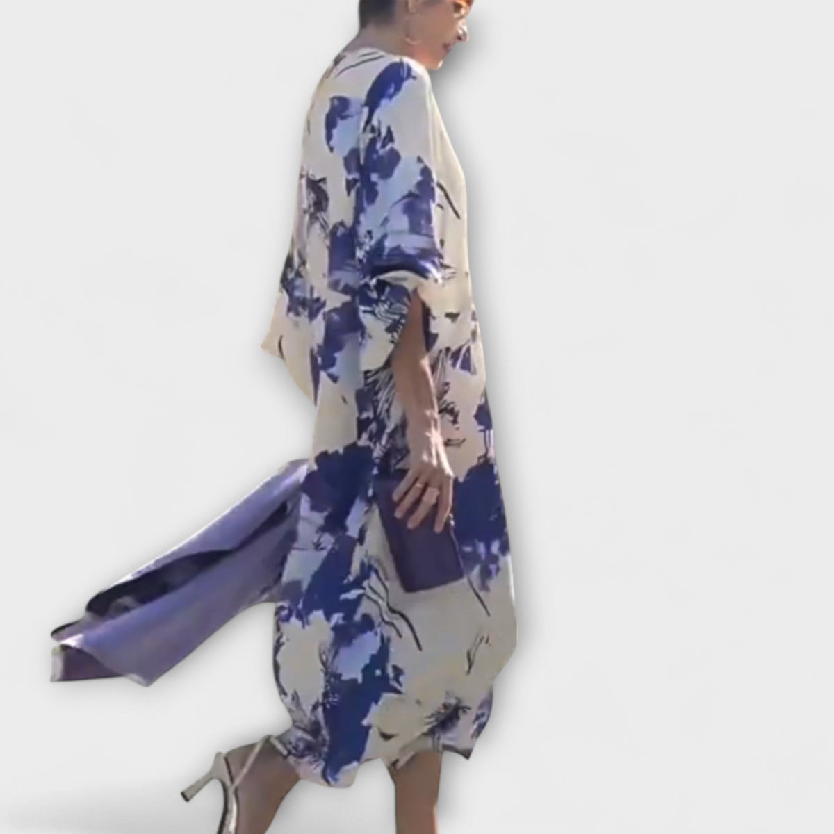 Maria - Robe Blanche et Violette à Motif Floral