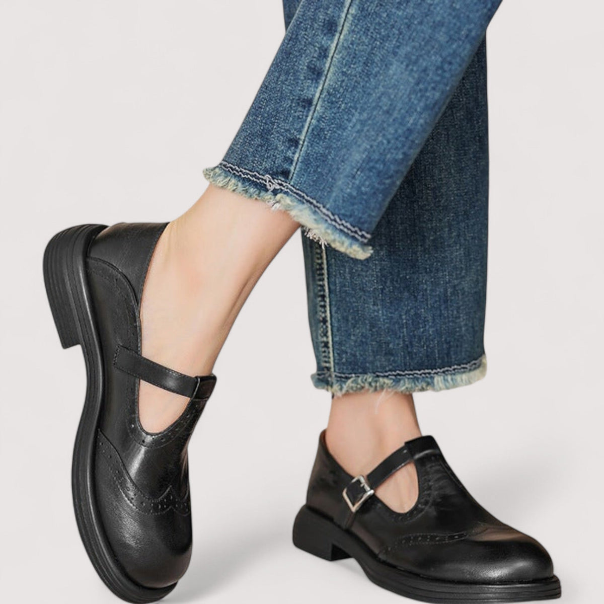 Edeltraud - Chaussures à Boucle Élégantes