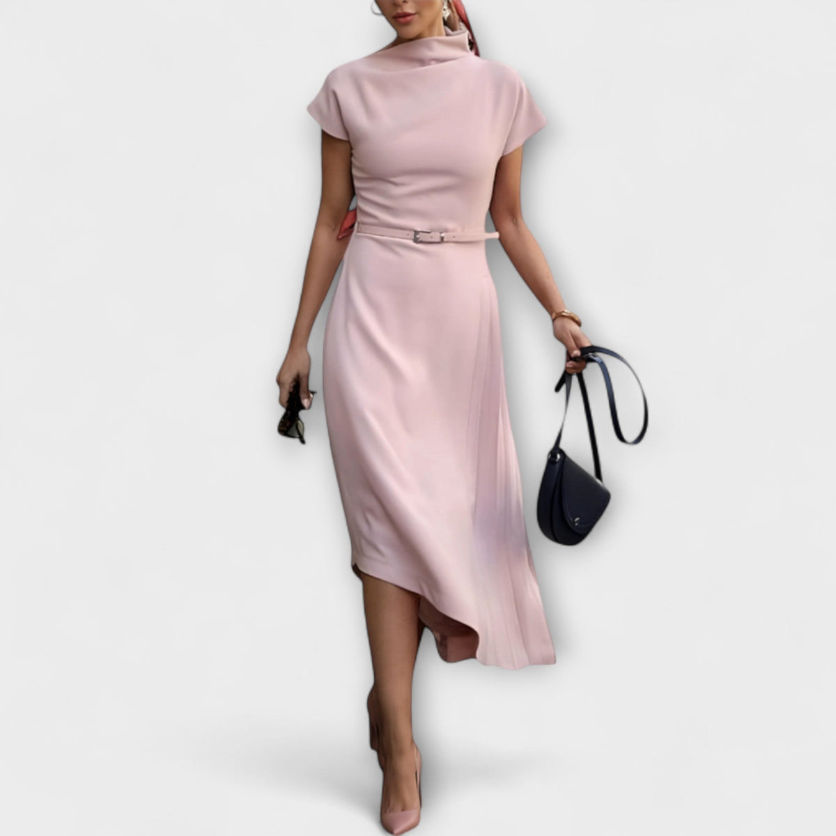 Amelia - Robe Urbaine Asymétrique Blanche