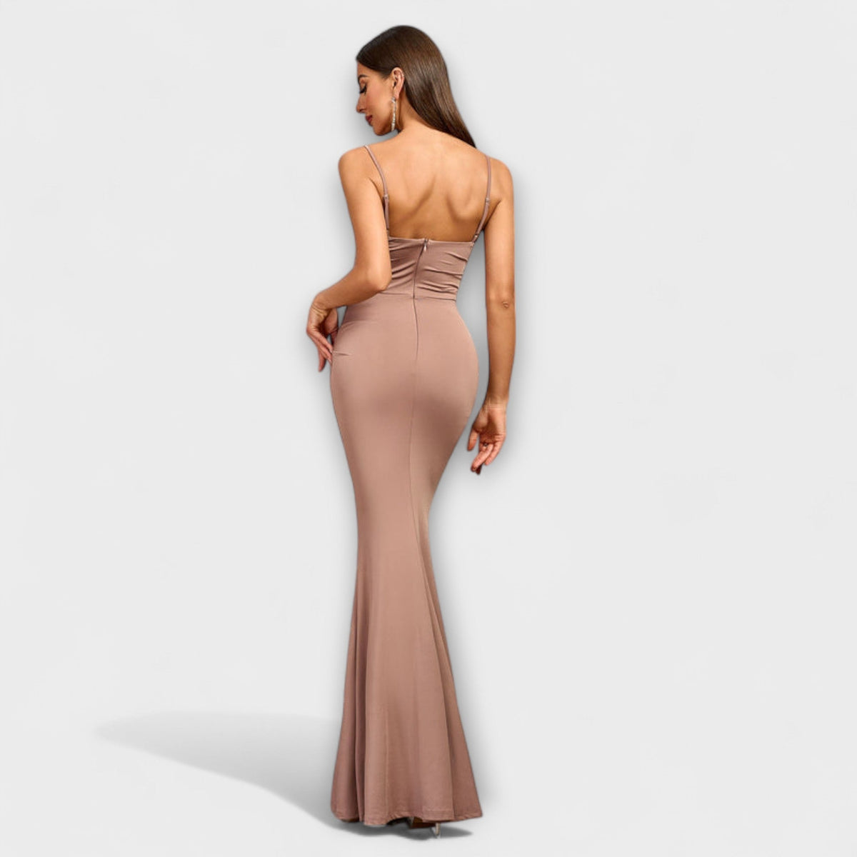 Callie - Robe Élégante Beige à Volants
